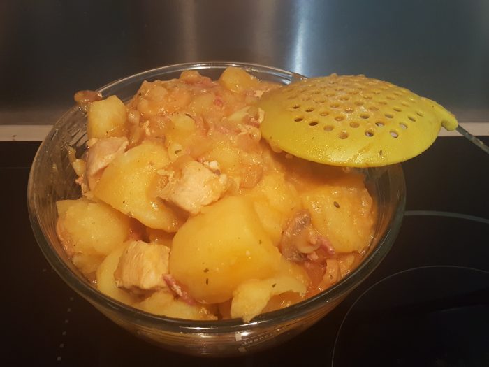 Chicken breast with potatoes