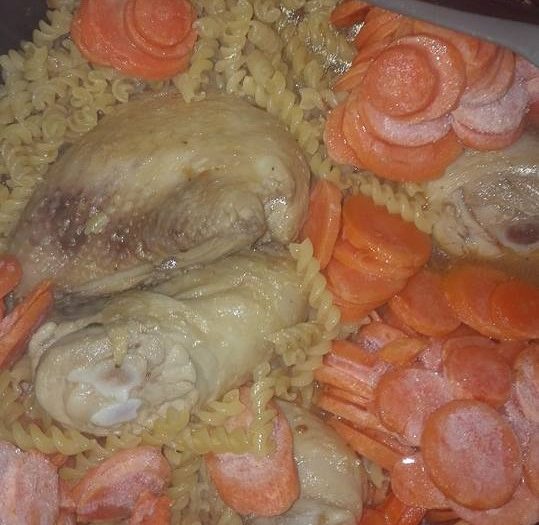 Country style spice chicken thighs, carrots and pasta