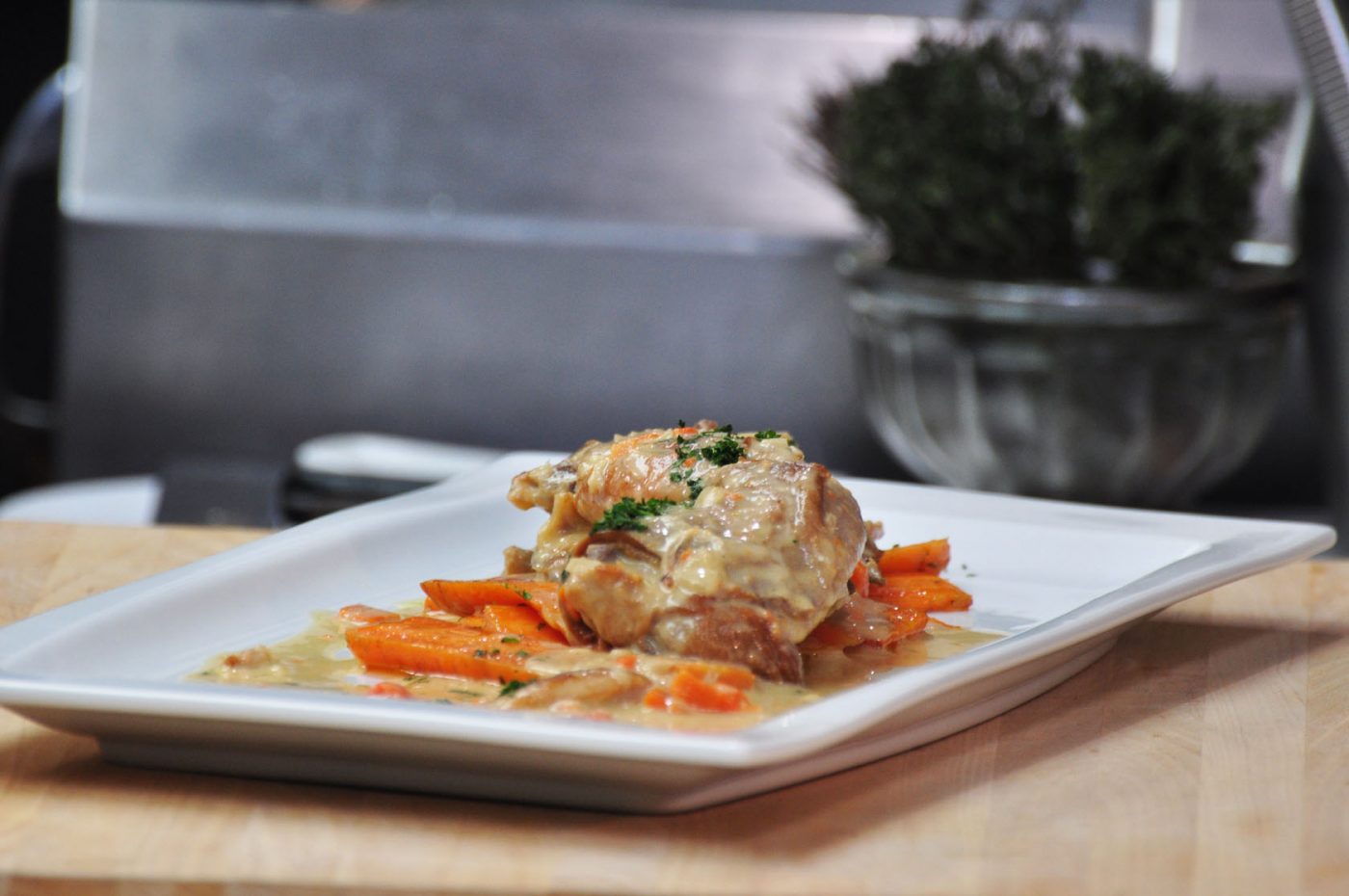 Recipe Rabbit thighs, mustard and white wine instant pot pressure