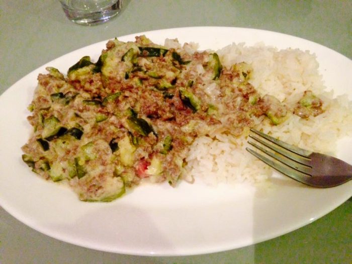 Zucchinis, cheese and ground meat