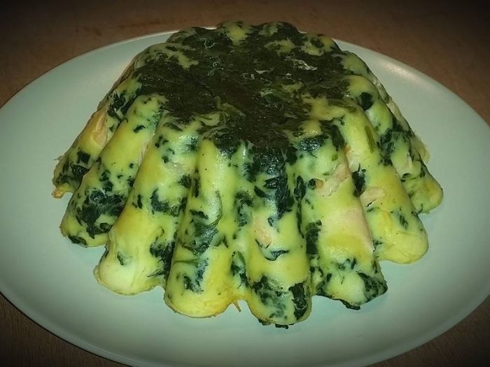 Smoked salmon and spinach custard