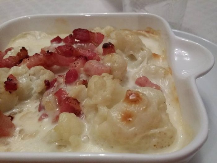 Cauliflower gratin and bacon