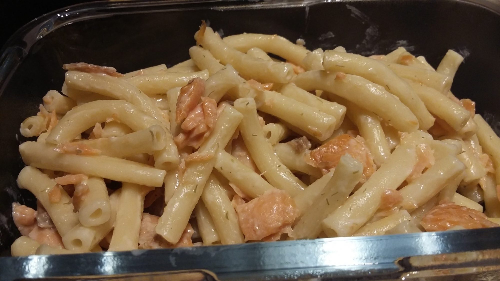 Pasta with smoke salmon