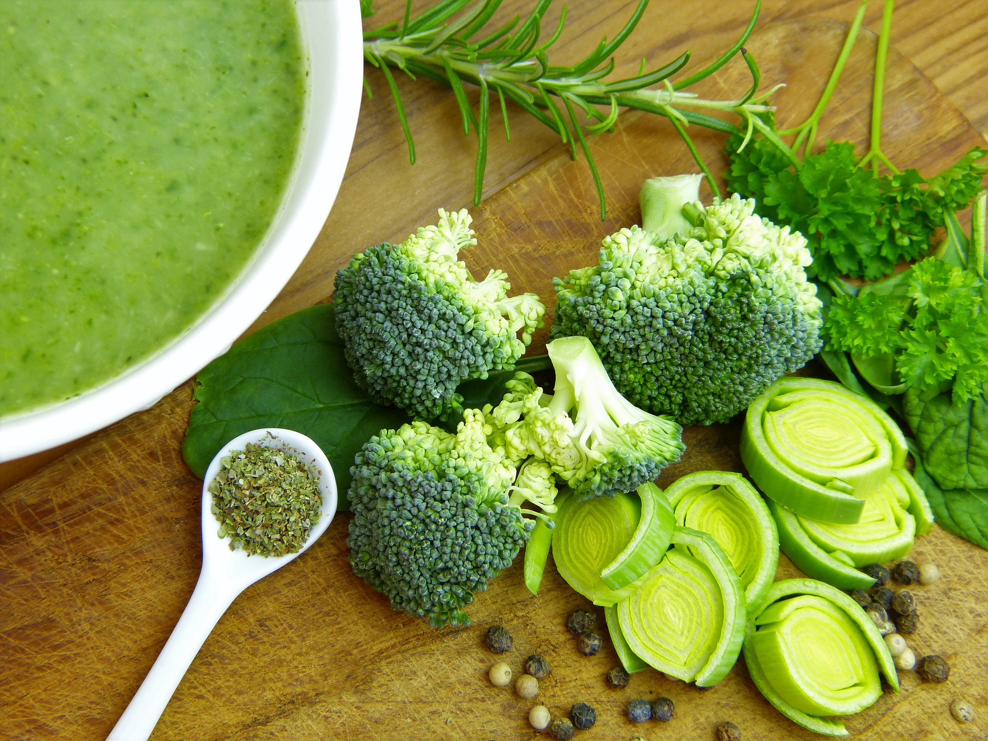 Cream of broccoli with leeks