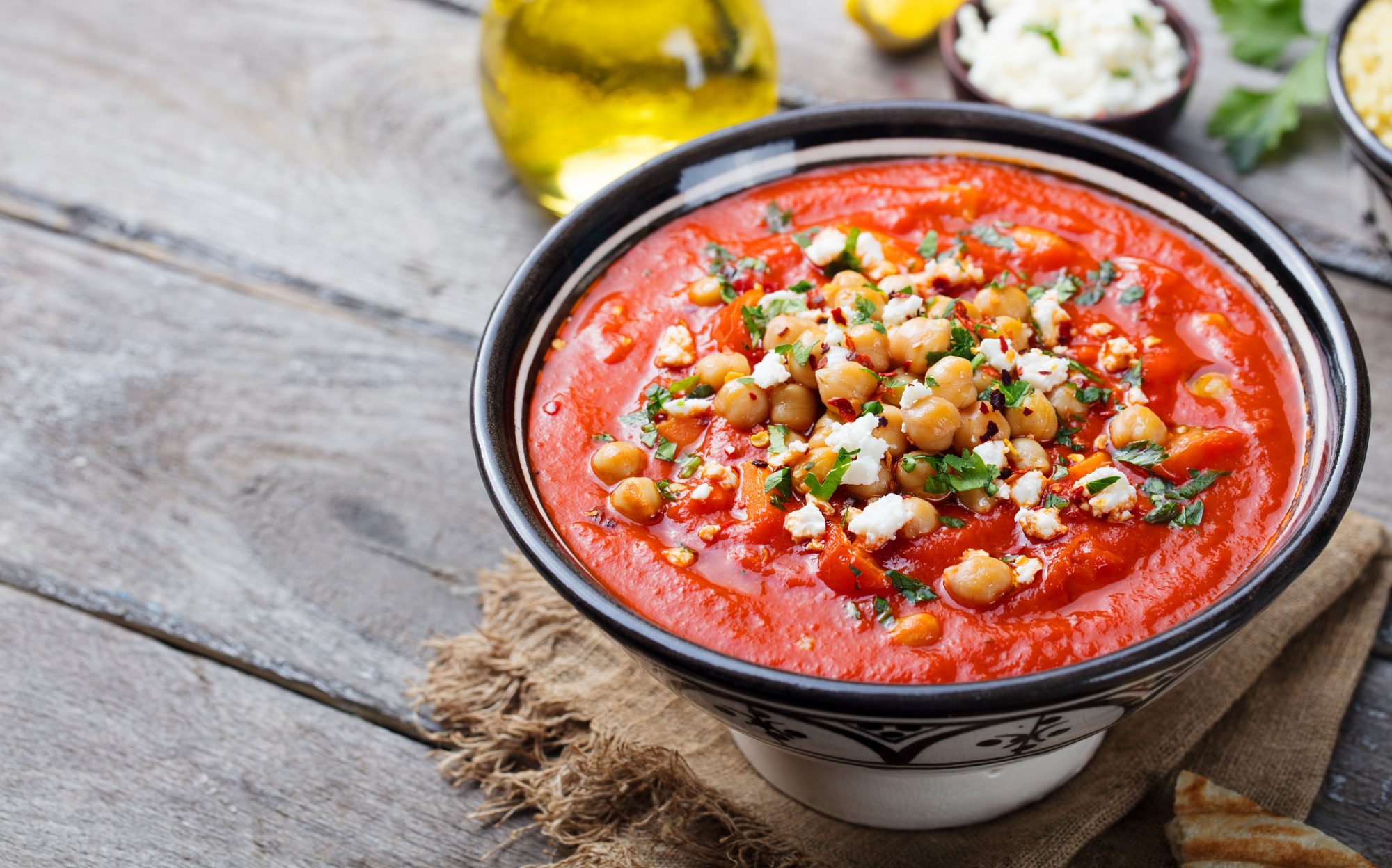 Moroccan chickpeas and tomatoes soup