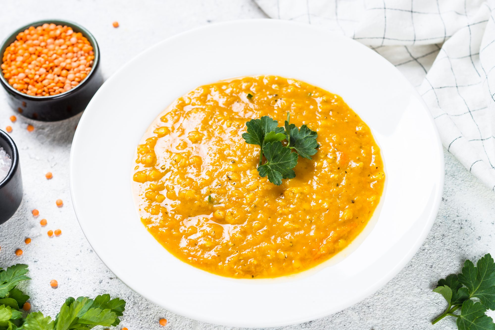 Coral lentils soup with curry