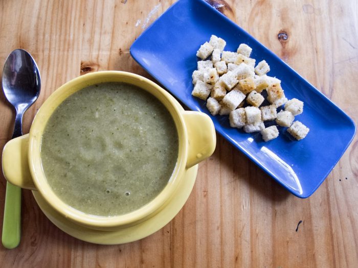 Zucchini soup with soft cheese